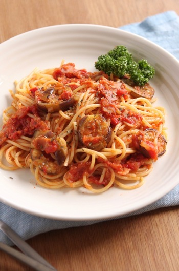 定番 なすとベーコンのトマトパスタ