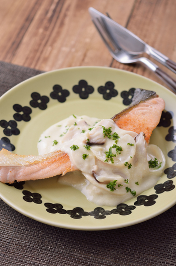 鮭の豆乳チーズソース