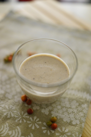 ヘンプとバニラのスムージー