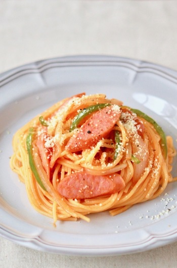 喫茶店の味のナポリタン