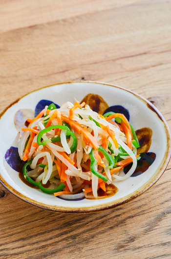 彩り野菜のナムル風サラダ