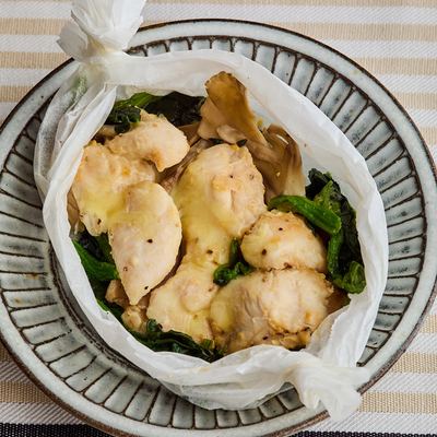 鶏ささ身とまいたけのみそチーズ蒸し