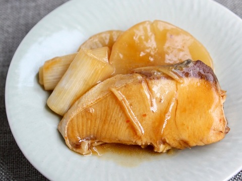 ピリ辛あんかけブリ大根