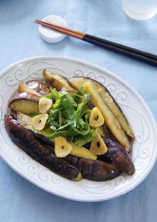 フライパンで 焼きなすのにんにくぽん酢しょうゆ