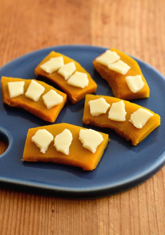 【離乳食・完了期】レンチンかぼちゃチーズのせ