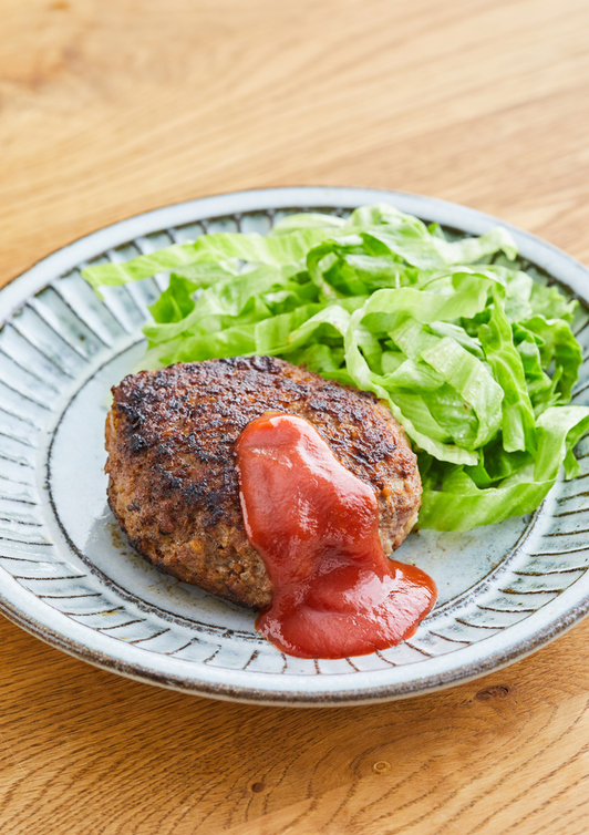 カリウムを抑えた ビーフハンバーグ