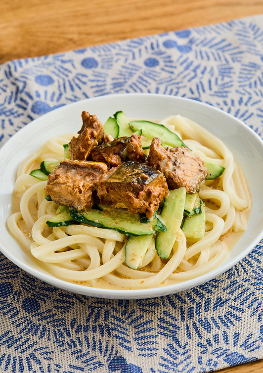 さばみそ煮缶の豆乳ごまだれうどん