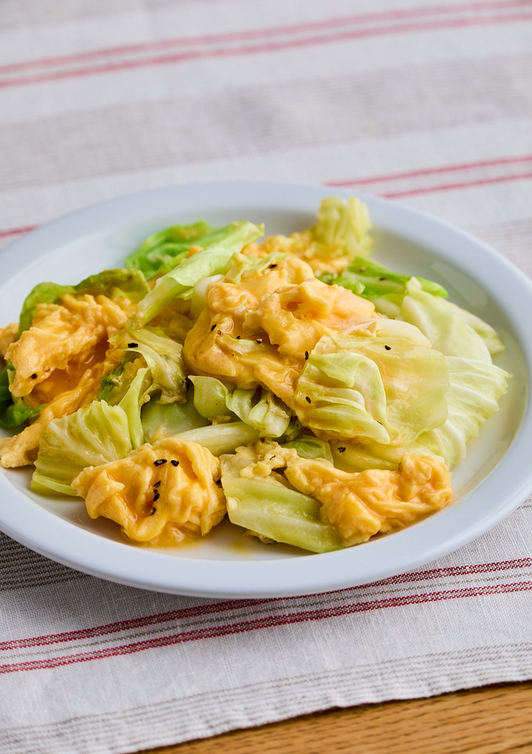 キャベツと卵の中華炒め