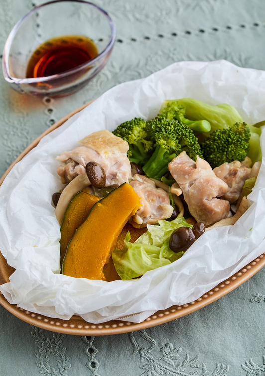 鶏肉と野菜の包み蒸し