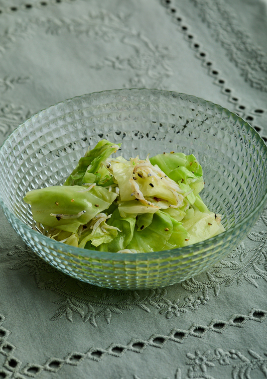 キャベツとしらすのオイルあえ