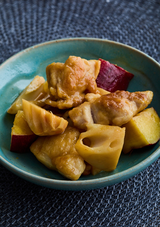 鶏肉とさつまいも、れんこんのさっぱり煮