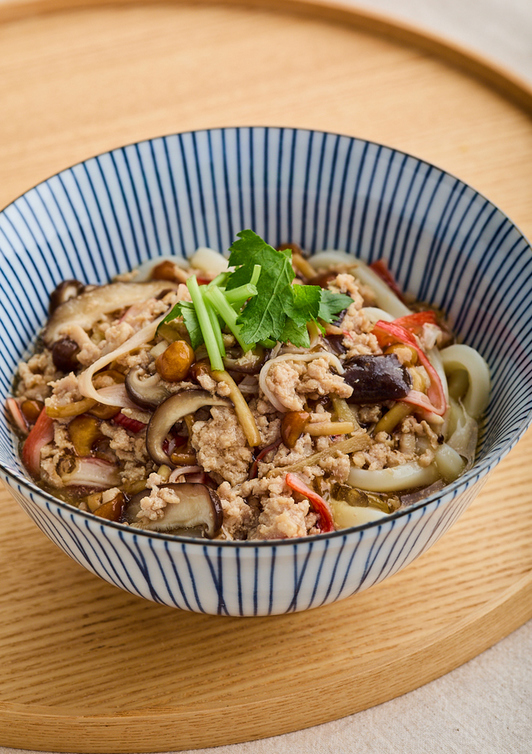 鶏ひき肉のきのこたっぷりあんかけうどん