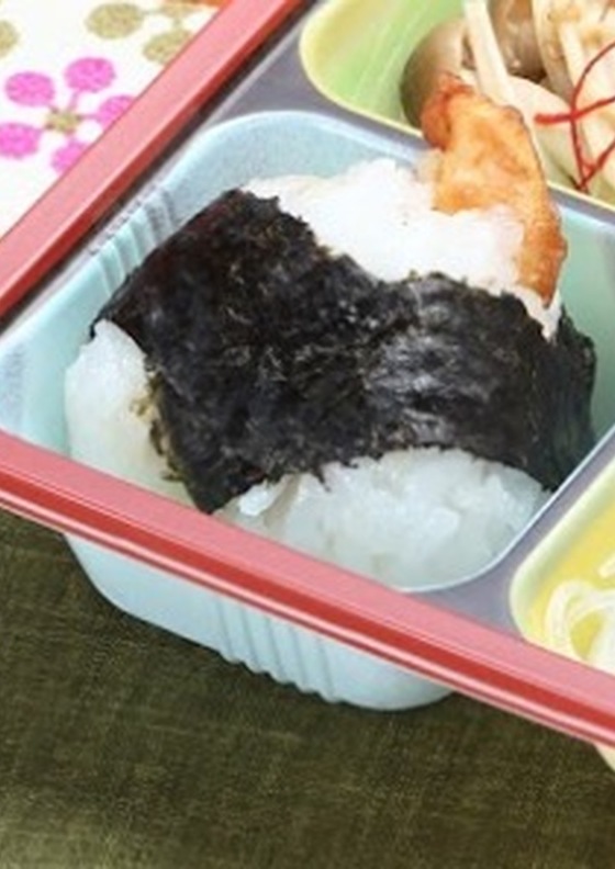 しゃちほこにぎり