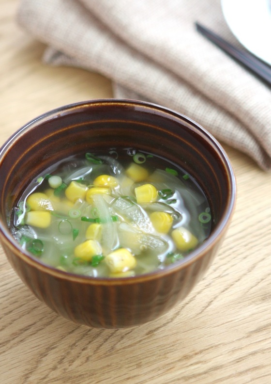 コーン入り中華スープ