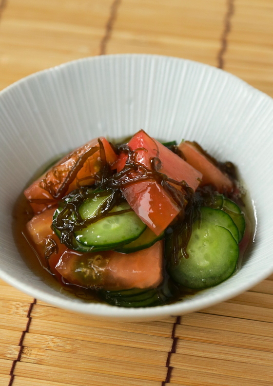 もずく きゅうり トマトの酢の物