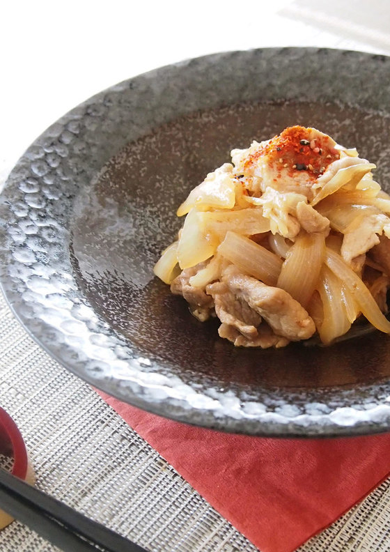 新玉ねぎと豚肉のとろーり炒め煮