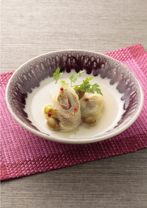 豚肉の白菜ロール オリーブ煮