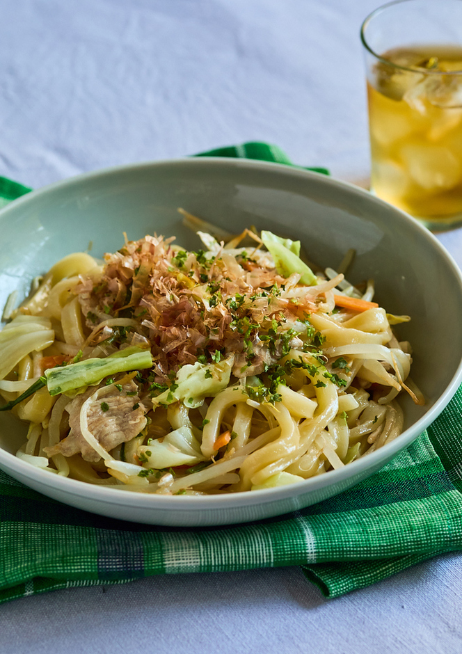 電子レンジで 焼きうどん