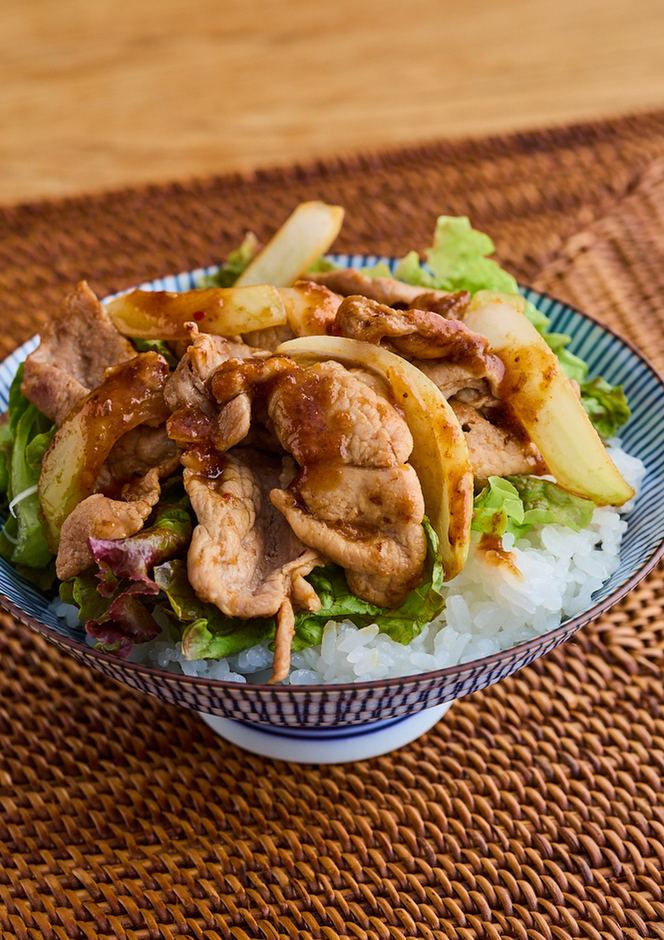 焼肉のたれで簡単　豚丼