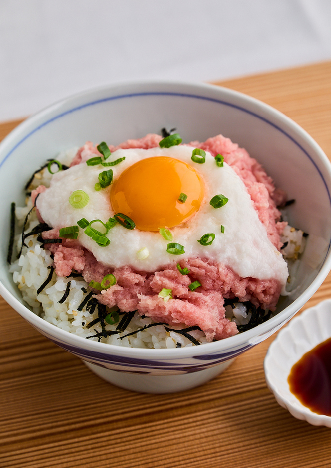 ネギトロ山かけ丼