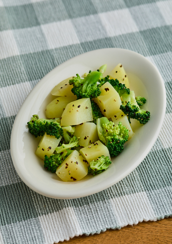 じゃがいもとブロッコリーのサラダ