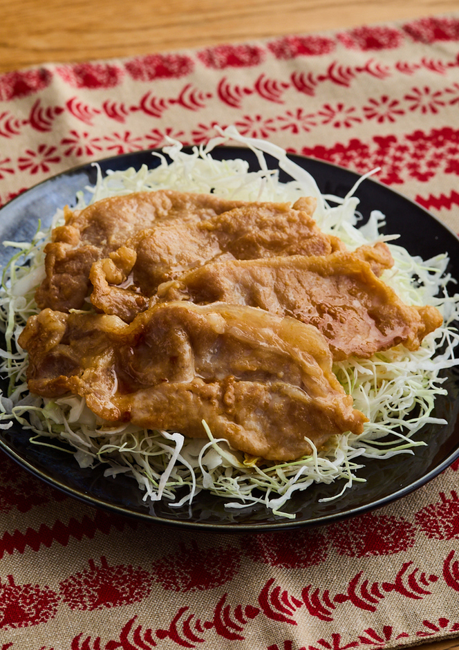 キャベツを食べる 豚肉の甘辛焼き