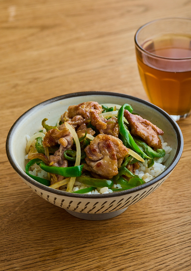豚こまピーマン丼