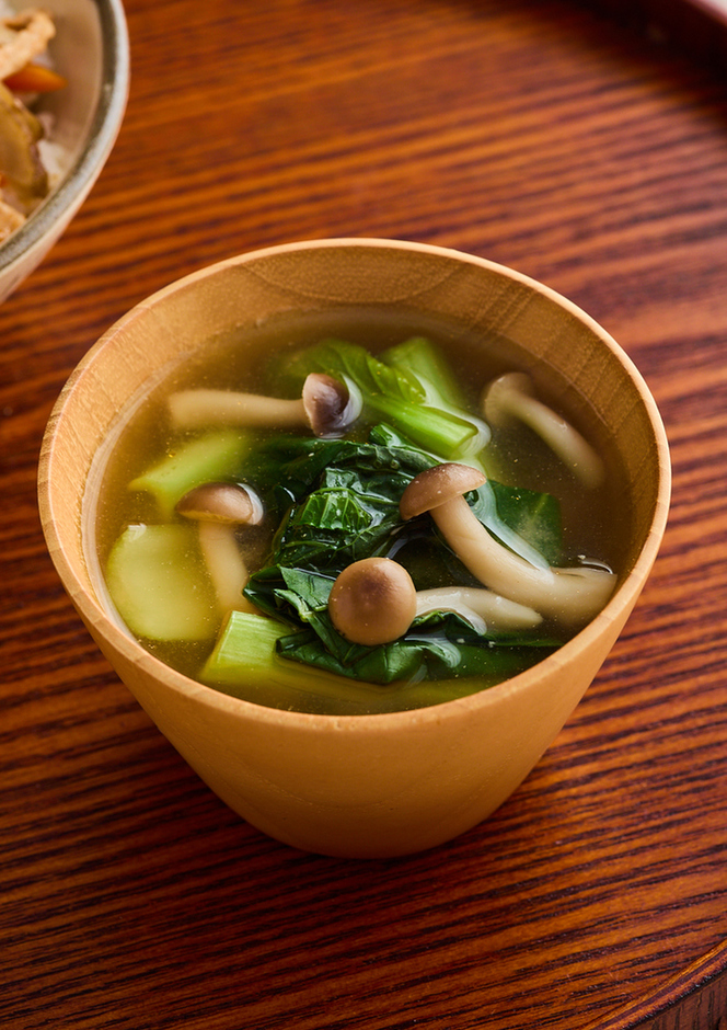 小松菜としめじのからしみそ汁