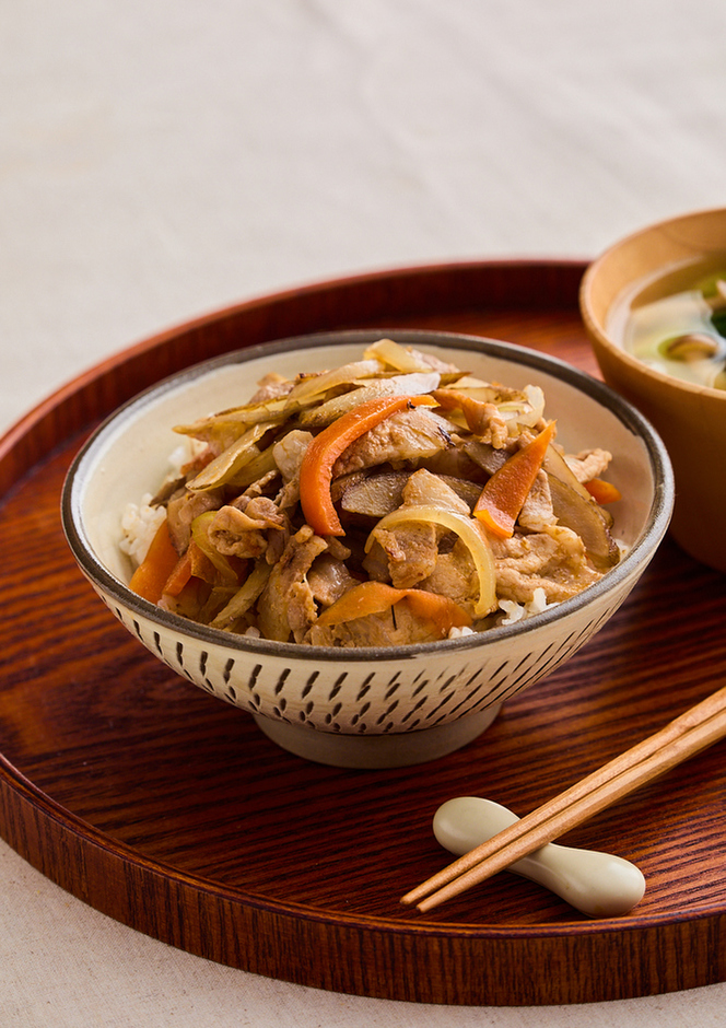 豚肉とごぼうの甘辛きんぴら丼