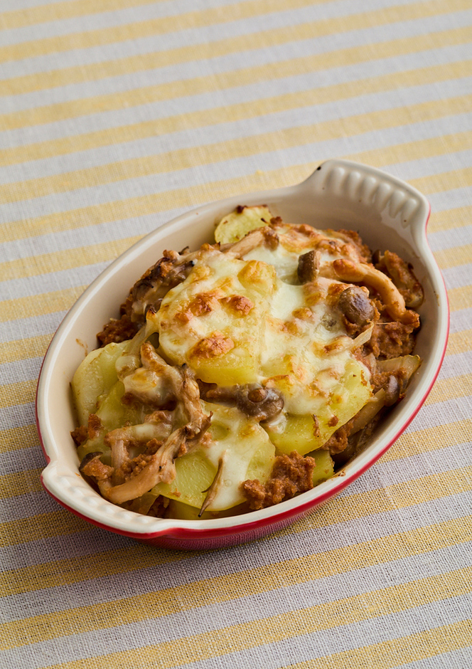 じゃがいものミートソースグラタン