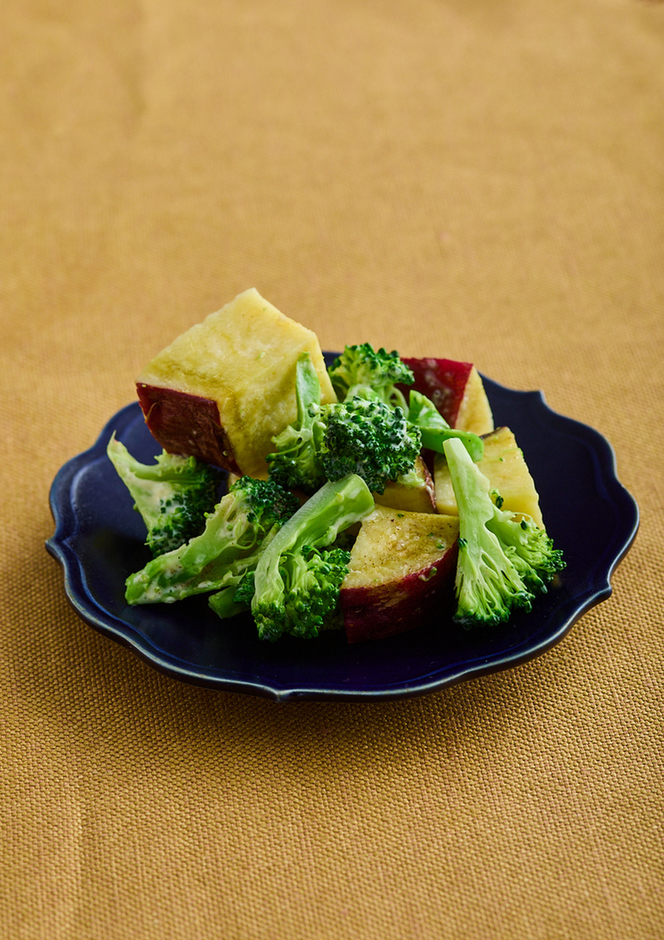 さつまいもとブロッコリーのマヨサラダ