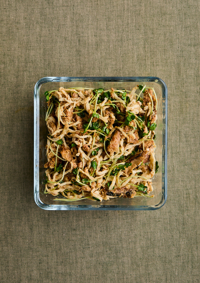 作り置きに さばと切り干し大根のごまマヨあえ