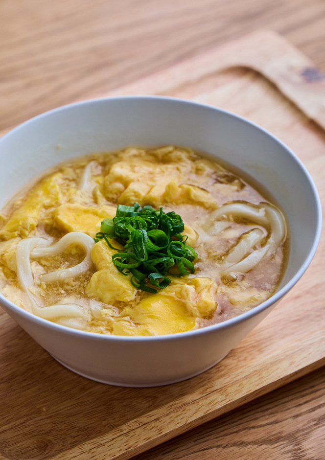 電子レンジで    ミニかき玉うどん