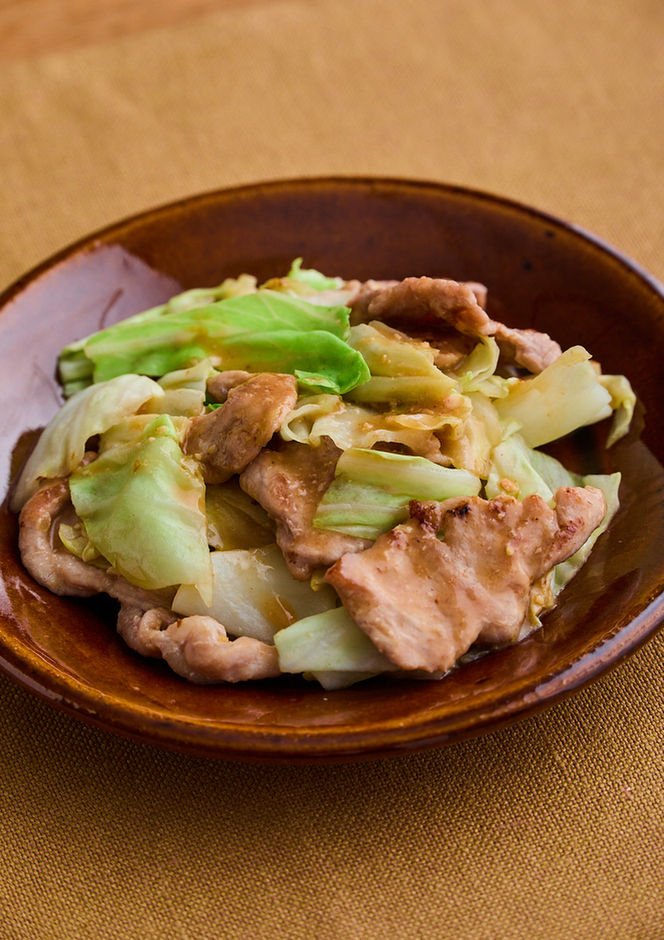 豚肉とキャベツのこくうまみそ炒め