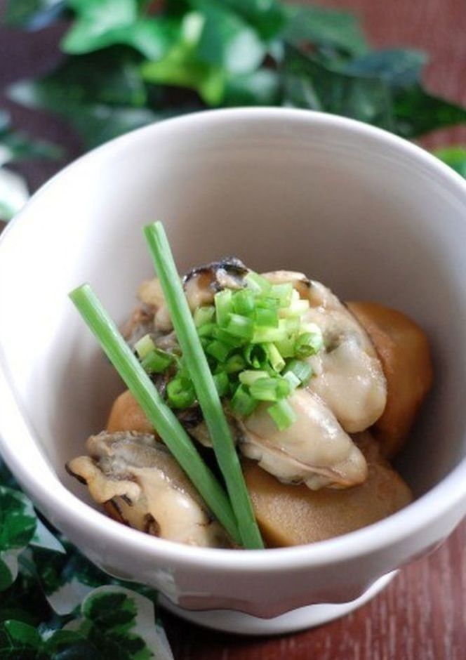 牡蠣と里芋の煮物