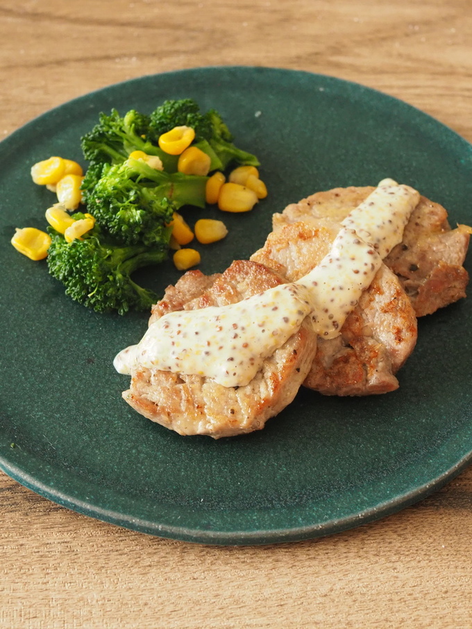 豚ヒレ肉のソテー 粒マスタードソース