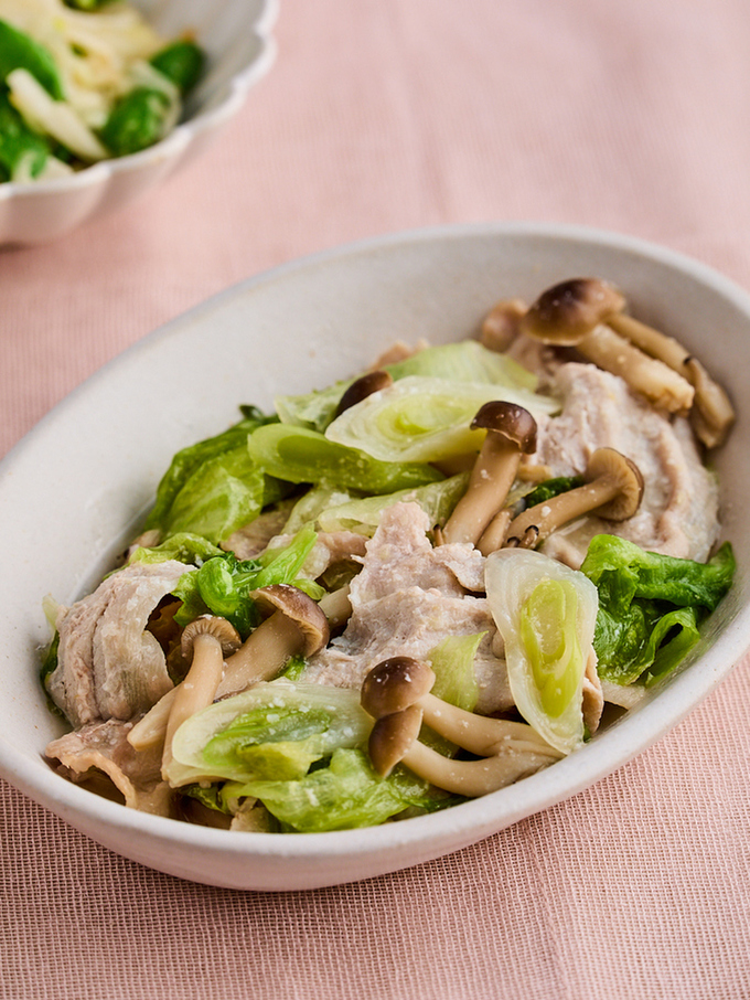 豚肉とレタスの塩麹煮