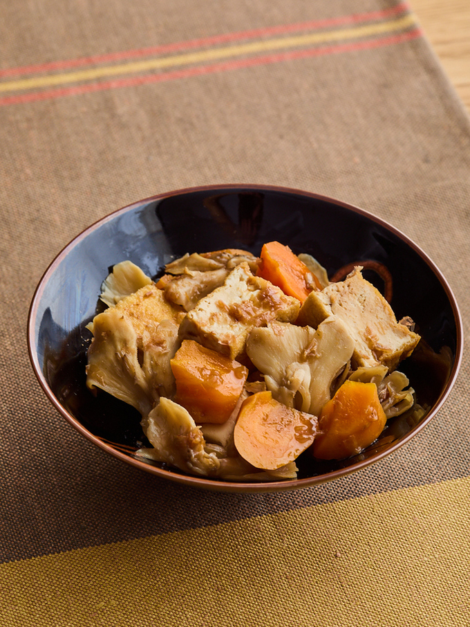 厚揚げとにんじんの甘辛煮
