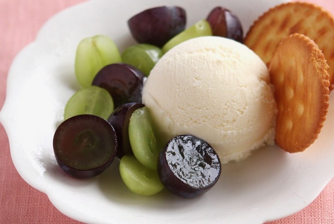ぶどうとアイスクリーム