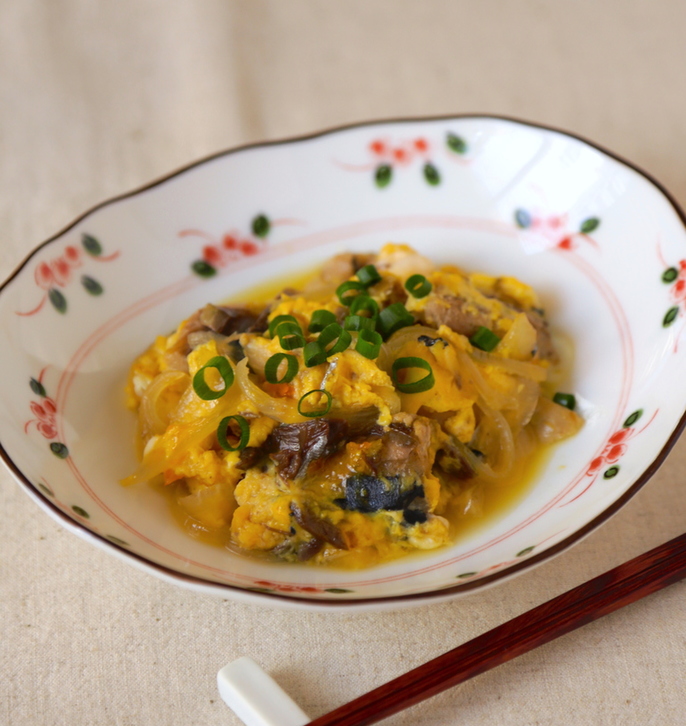 さば缶の卵とじ