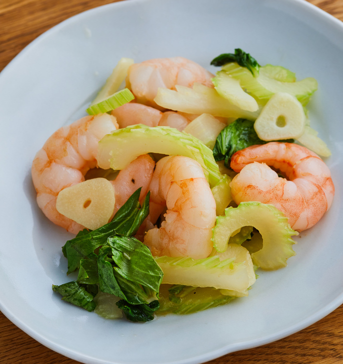 えびとセロリの中華炒め