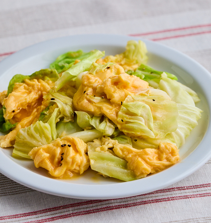 キャベツと卵の中華炒め