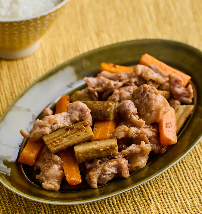 豚肉と根菜の甘酢炒め