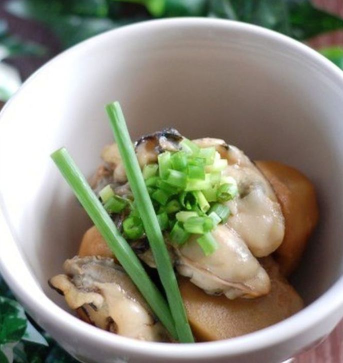 牡蠣と里芋の煮物
