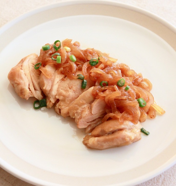 超簡単 とりもも肉のとろとろ玉ねぎ煮