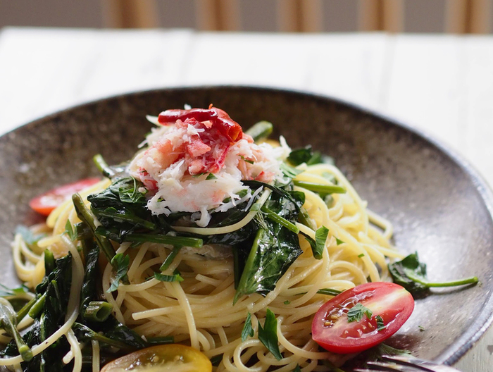 ズワイガニと空芯菜のスパゲッティーニ