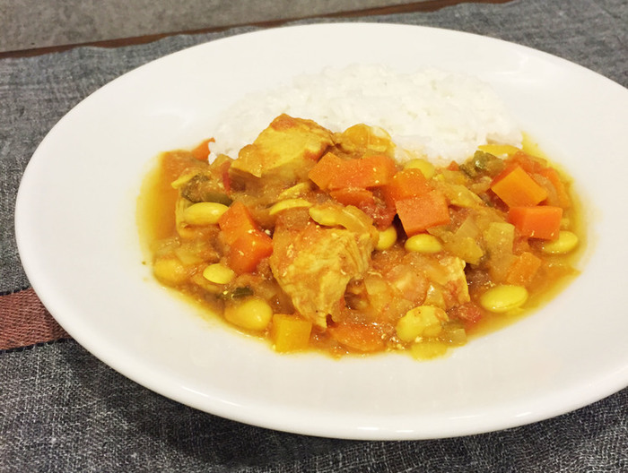 鶏むね肉と大豆のあっさりカレー