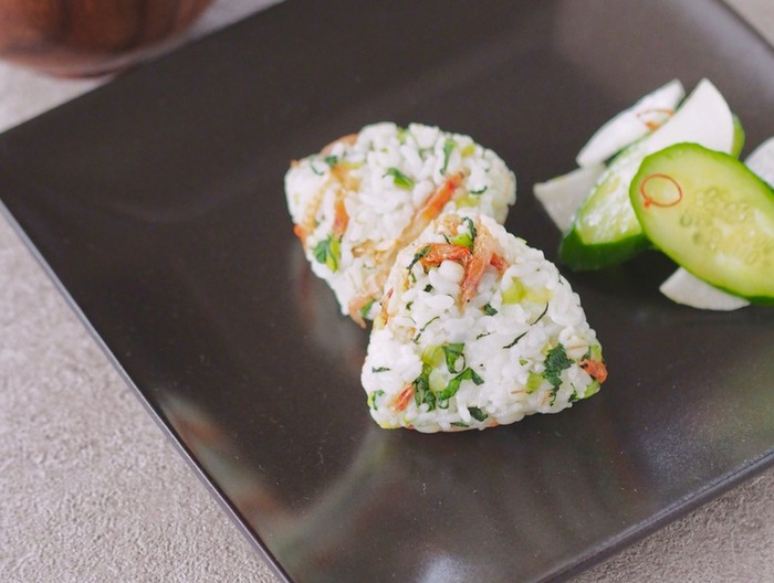 小松菜桜えび昆布茶おにぎり