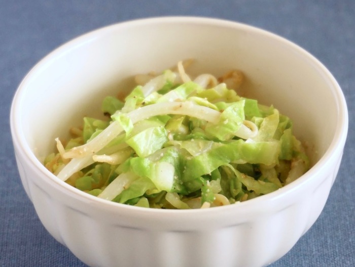 もやしとキャベツのごま酢あえ