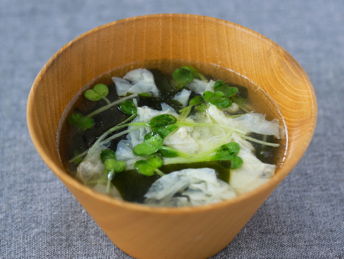 生ゆばとわかめの中華スープ